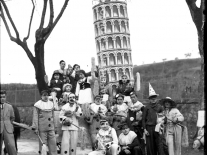 CA1.4.1 Carnevale 1940 La torre di Pisa