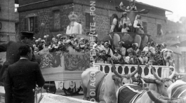 CA2.3.1 Carnevale 1938 La fruttiera magica