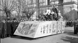 CA2.5.2 Carnevale 1938 Carro Re Carnevale