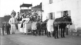 CA2.8.1 Carnevale 1939 Carro Re Carnevale