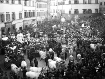 CA4.3.2 Carnevale 1952 In Piazza