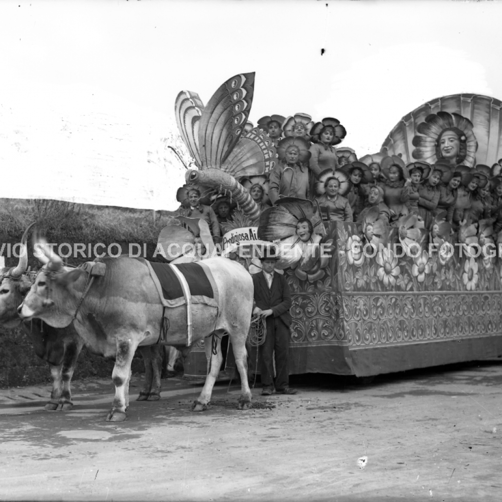 CB1.8.2 Carnevale 1940 La Prodigiosa Aiuola