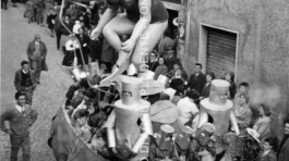 CB2.17.10 Carnevale 1960 - Carro piccolo - L'altra faccia Luna