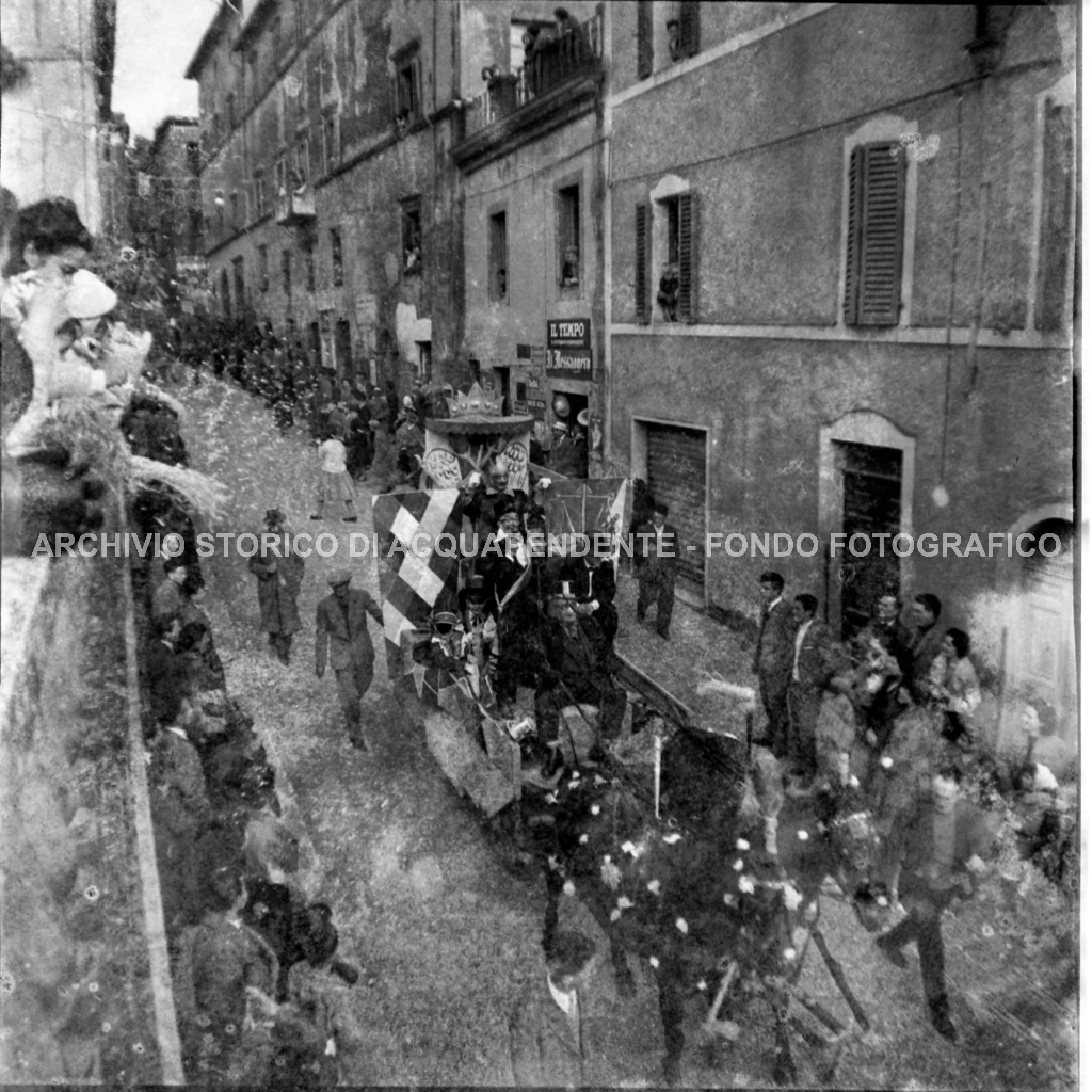 CB2.17.12 Carnevale 1960 - Carro Re Carnevale