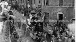 CB2.17.12 Carnevale 1960 - Carro Re Carnevale