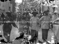 CB2.22.15 Carnevale 1960 - Gruppo maschere