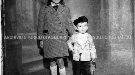 CB2.23.11 Carnevale 1961 - Mascherina con ragazza