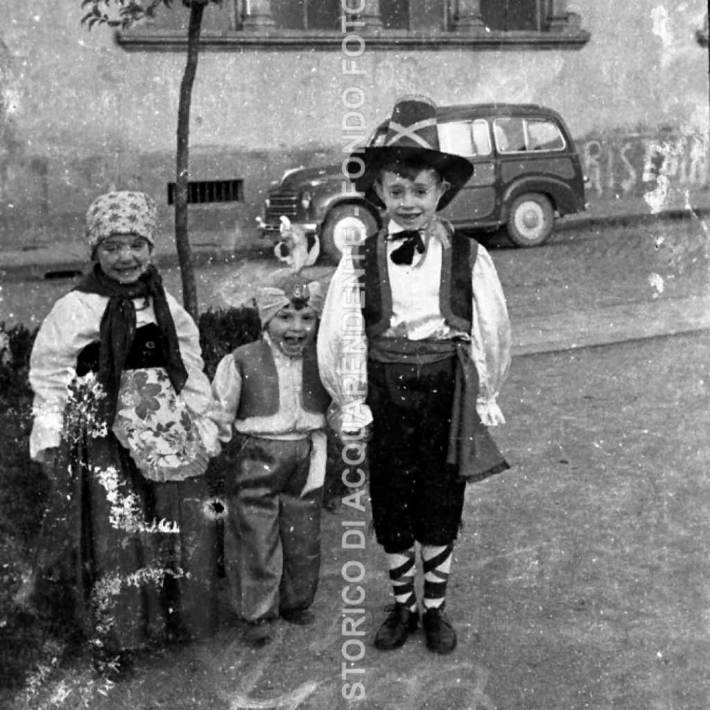 CB2.4.4 Carnevale 1957