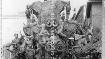 Carnevale 1962 - Carro La Grande Preda (aperto)