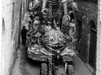 Carnevale 1962 - Carro Pesca Proibita (chiuso)