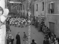 CB2.31.3 Carnevale 1962 - Esibizione Gruppo Maschere