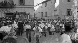 CB2.32.19 Carnevale 1962 - Esebizioni Gruppo Maschere