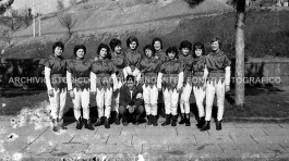 CB2.33.8 Carnevale 1962 - Gruppo Maschere