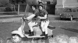 CB2.34.5 Carnevale 1962 - Mascherine