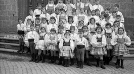 CB2.34.8 Carnevale 1962 - Gruppo maschere