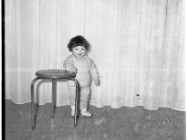 CB2.37.12 Carnevale 1963 - Bambina