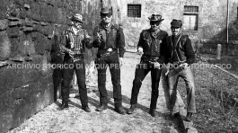 CB2.41.21 Carnevale 1963 - Gruppo Mascherato