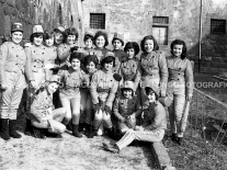 CB2.42.30 Carnevale 1963 - Maschere Il Circo di Topolino - Copia