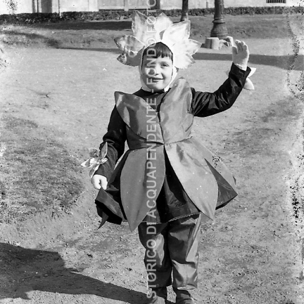 CB2.32.35 Carnevale 1962 - Mascherina