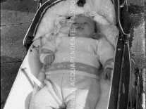 CB2.32.42 Carnevale 1962 - noenata in carrozina