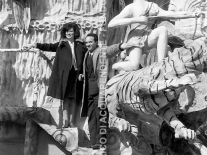 CB2.33.13 Carnevale 1962 - Fidanzati sul carro