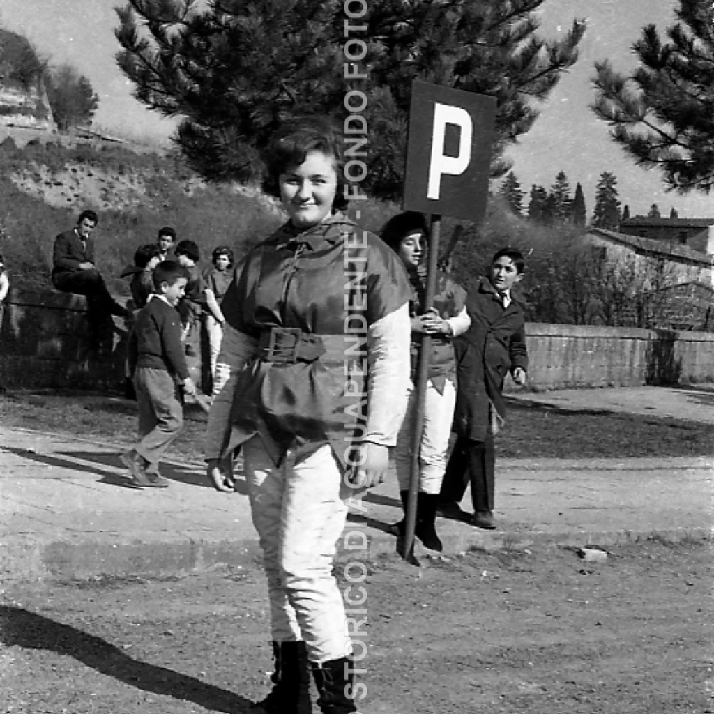 CB2.33.30 Carnevale 1962 - Maschera isolata