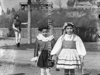 CB2.33.37 Carnevale 1962 - Mascherine