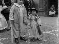 CB2.34.21 Carnevale 1962 - Mascherine