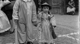 CB2.34.21 Carnevale 1962 - Mascherine