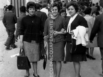CB2.35.7 Carnevale 1962 -Tre amiche