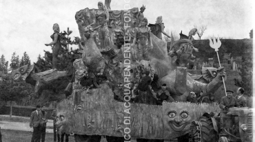 CB2.40.8 Carnevale 1963 - Carro Sarabanda Infernale