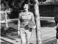 CB2.42.11 Carnevale 1963 - Marroni