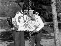 CB2.42.21 Carnevale 1963 - Ragazze Mascherate