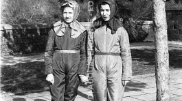 CB2.42.23 Carnevale 1963 - Ragazze Mascherate